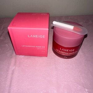 LANEIGE Lip Sleeping Mask in Berry